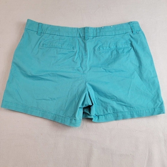CROWN and Ivy Womens Plus Size 16W Shelby Aqua Blue Print Shorts - Picture 6 of 6